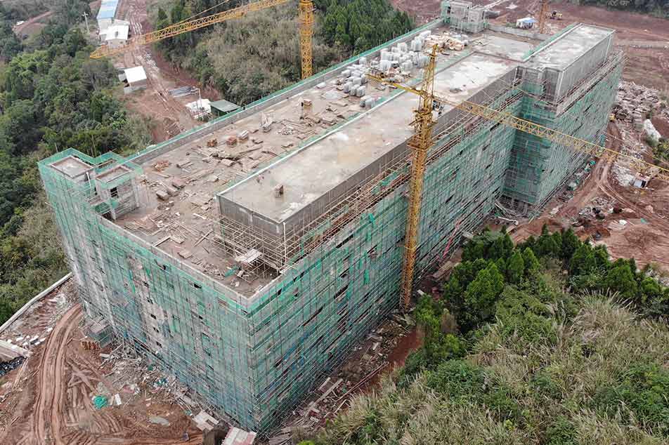 Otimizando o Projeto de Fazenda de Suínos com Deba Brothers®